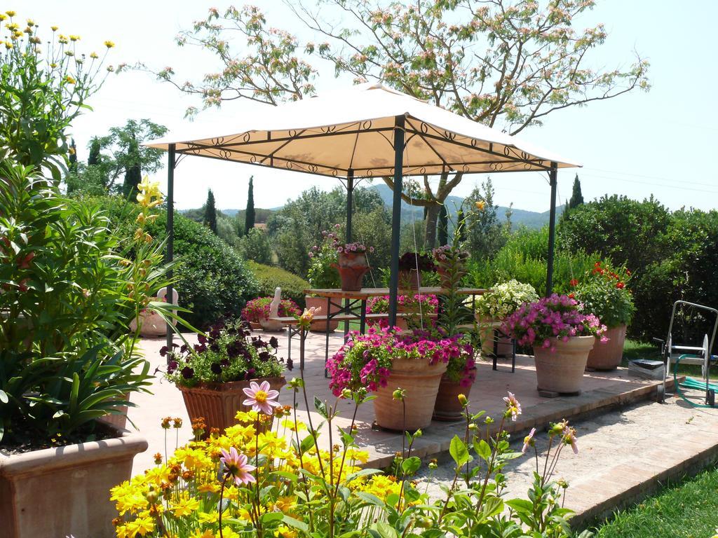 Agriturismo Da Lorena Marsiliana Luaran gambar