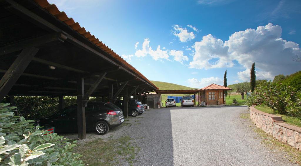 Agriturismo Da Lorena Marsiliana Luaran gambar